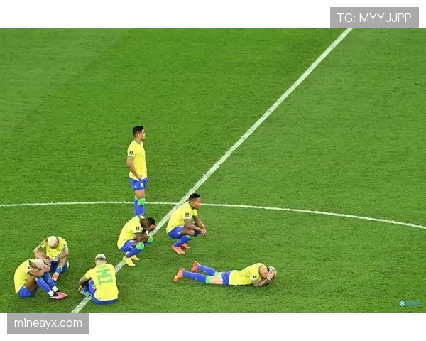 大罗边路突破撕开防线的助攻效率为何超越范巴斯滕？